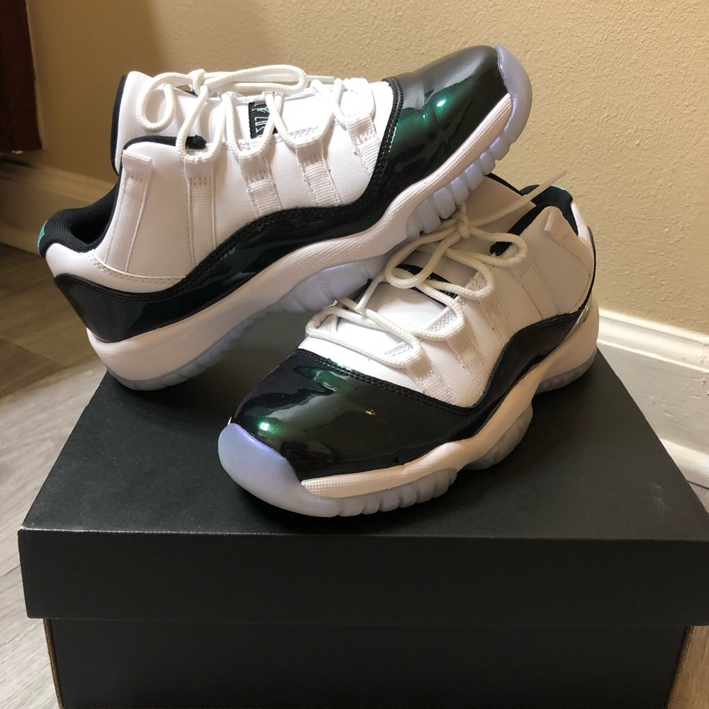 Air Jordan 11 Retro Low